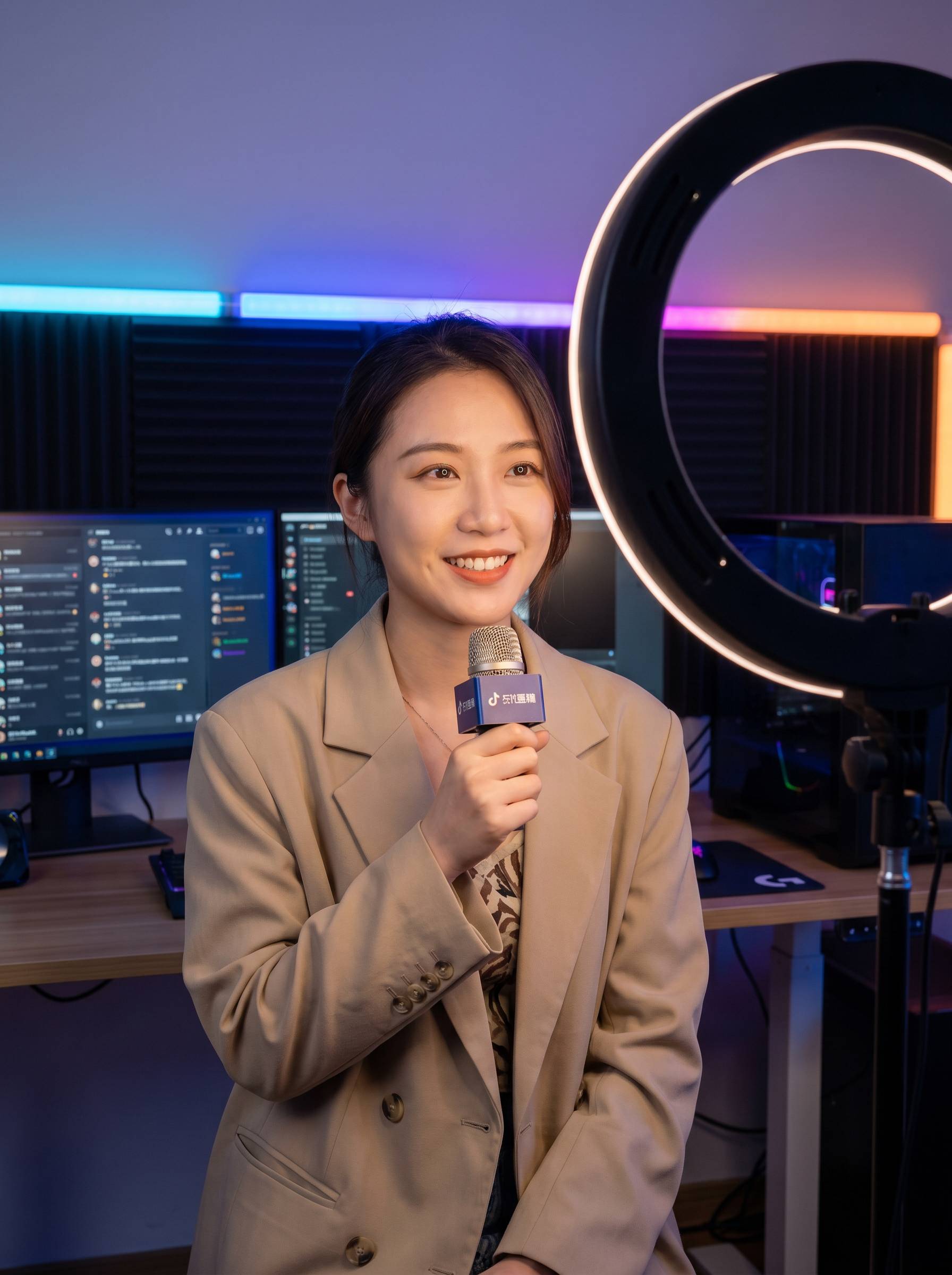 每日大赛直播创作者